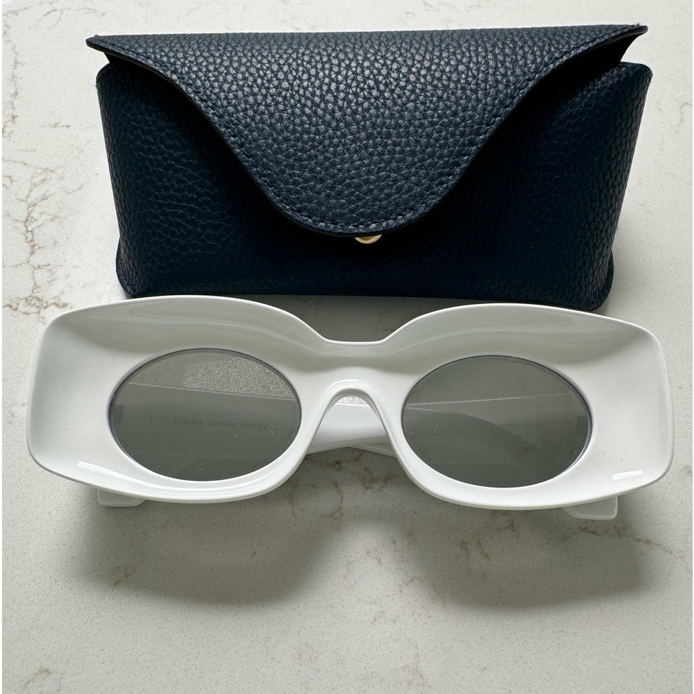 AUTHENTIC Loewe sunglasses